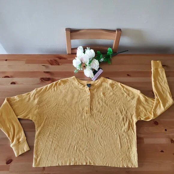 Wild Fable™ - Women's Long Sleeve Henley T-Shirt XS Dark Gold - Picture 7 of 7